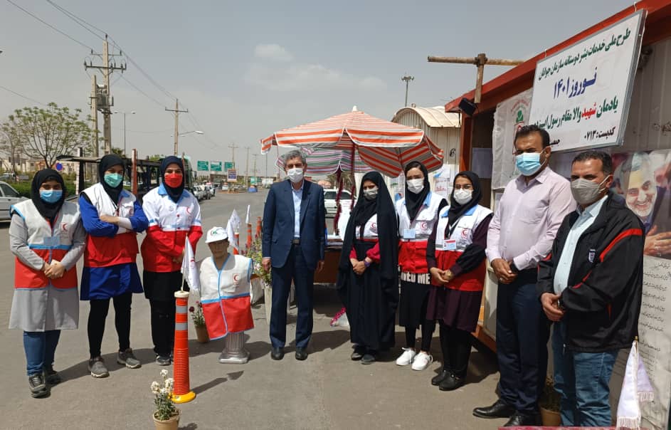بازدید استاندار فارس  از پایگاه خدمات بشردوستانه جوانان هلال احمر شهرستان شیراز